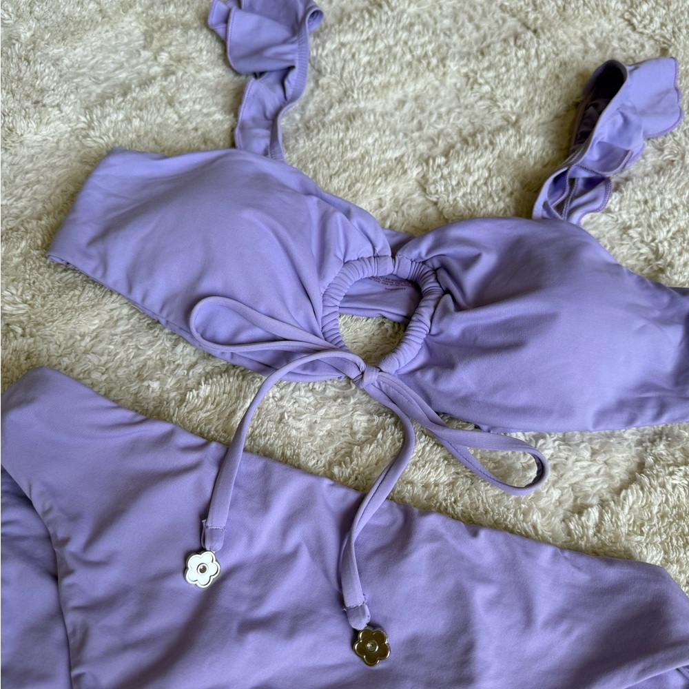 NWOT Dippin' Daisy's Lilac Bikini with Ruffle Detail